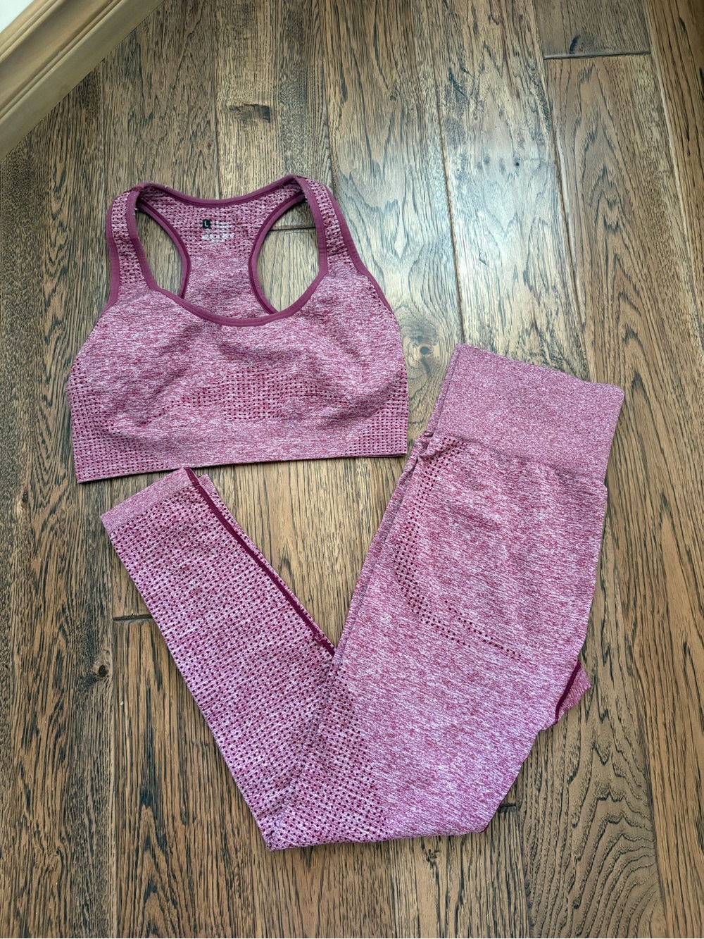 Seamless Marled Rose Racerback Sports Bra